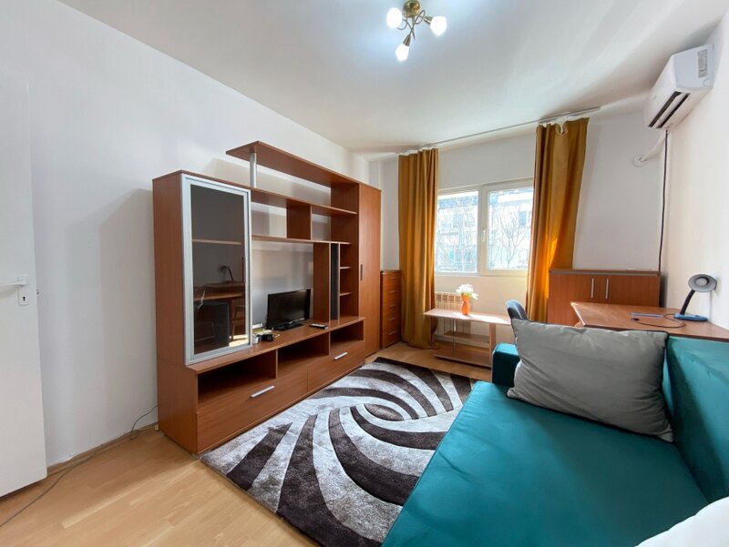 Lacul Tei  Garsoniera, 28 mp, etaj 3/4, zona Lacul Tei - 4 minute pama la parcul Circului