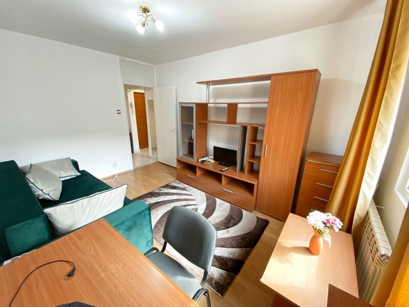 Lacul Tei  Garsoniera, 28 mp, etaj 3/4, zona Lacul Tei - 4 minute pama la parcul Circului