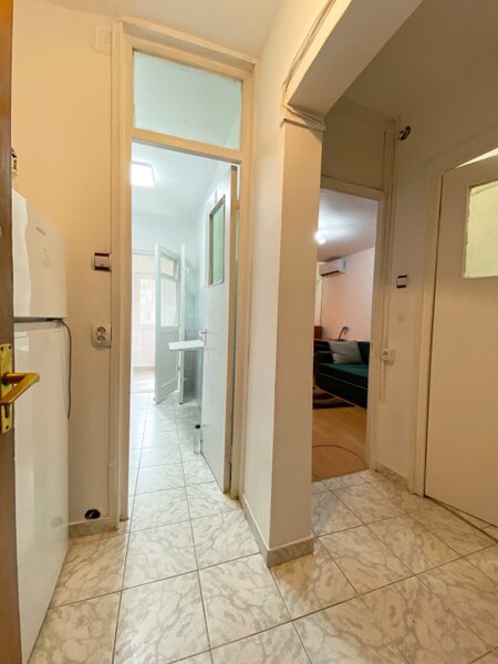 Lacul Tei  Garsoniera, 28 mp, etaj 3/4, zona Lacul Tei - 4 minute pama la parcul Circului