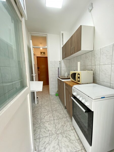 Lacul Tei  Garsoniera, 28 mp, etaj 3/4, zona Lacul Tei - 4 minute pama la parcul Circului